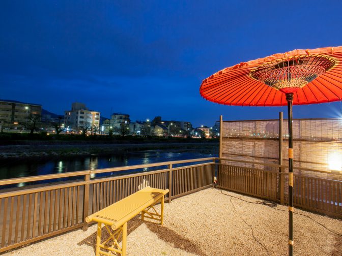 京都河原町で記念日にも人気の納涼床のある和食居酒屋「月彩」を口コミレポート！