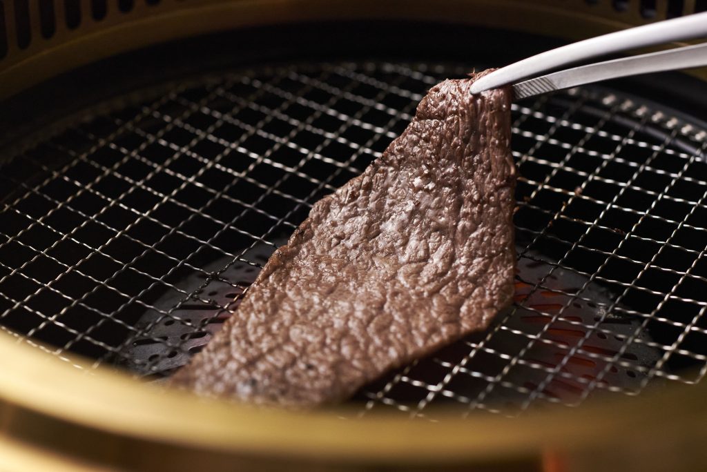 駒澤大学駅周辺で接待や記念日・誕生日のディナーにおすすめ。焼肉、弱肉強食 駒沢さん。